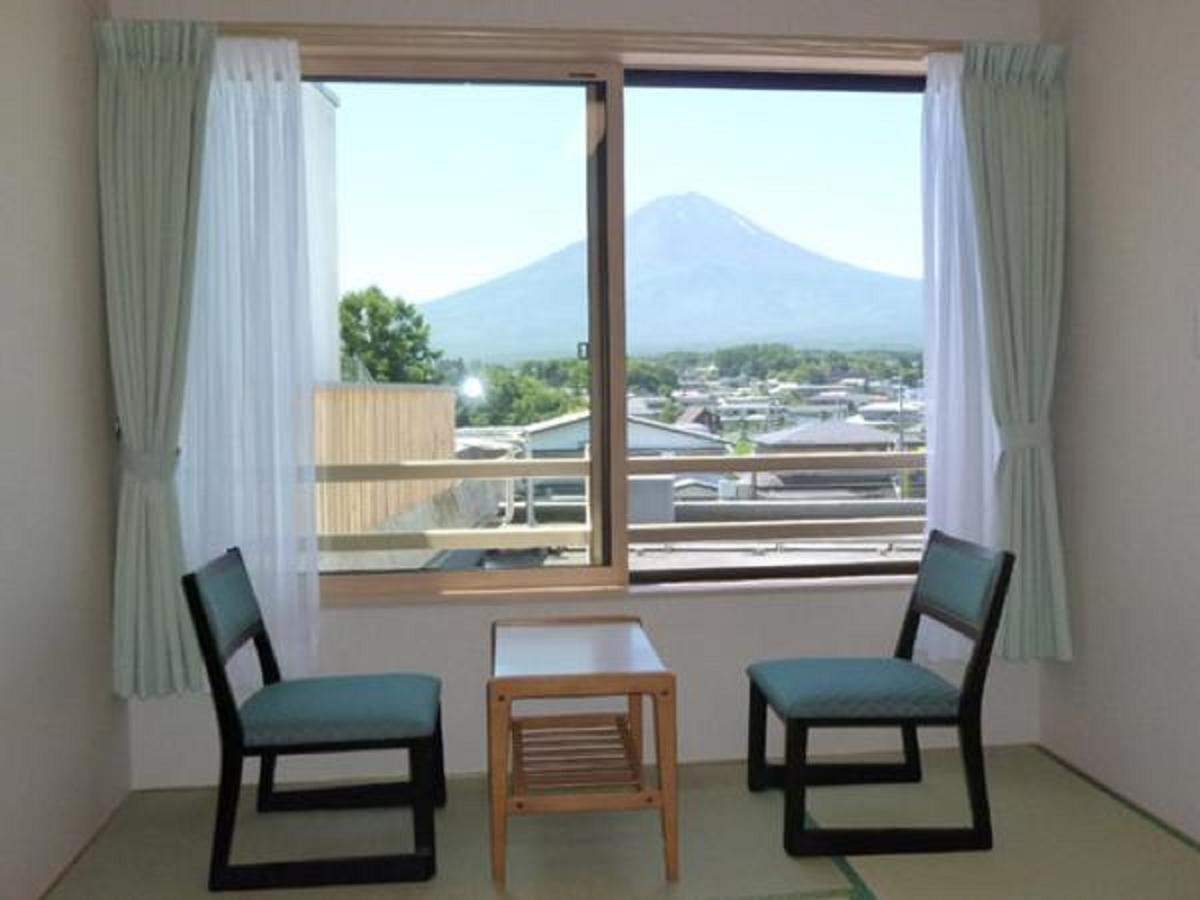 โรงแรมเลคแลนด์ มิซุโนะซาโตะ 3*