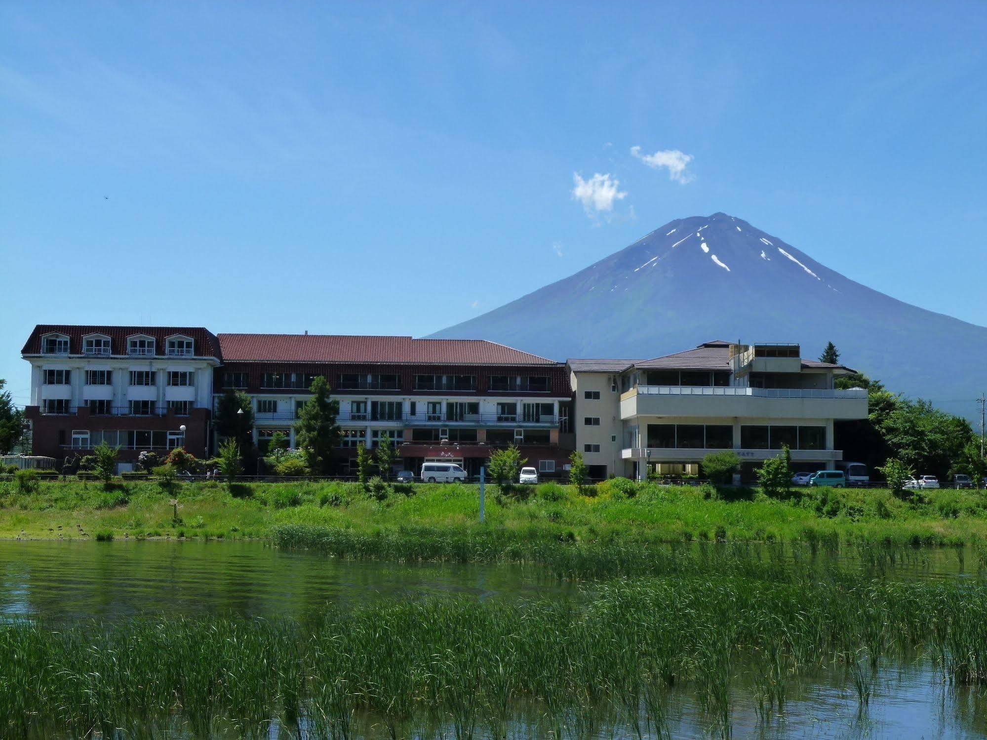 传统日式旅馆 湖区水之乡酒店 3*